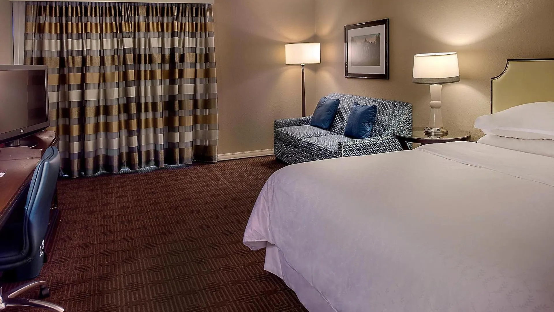 Hotel Sheraton Westport Lakeside Chalet Maryland Heights