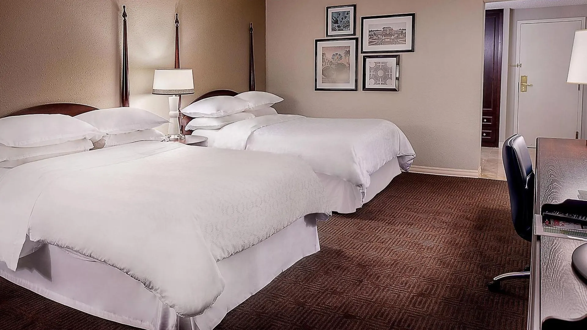 Sheraton Westport Lakeside Chalet Maryland Heights 3*,  Estados Unidos da América