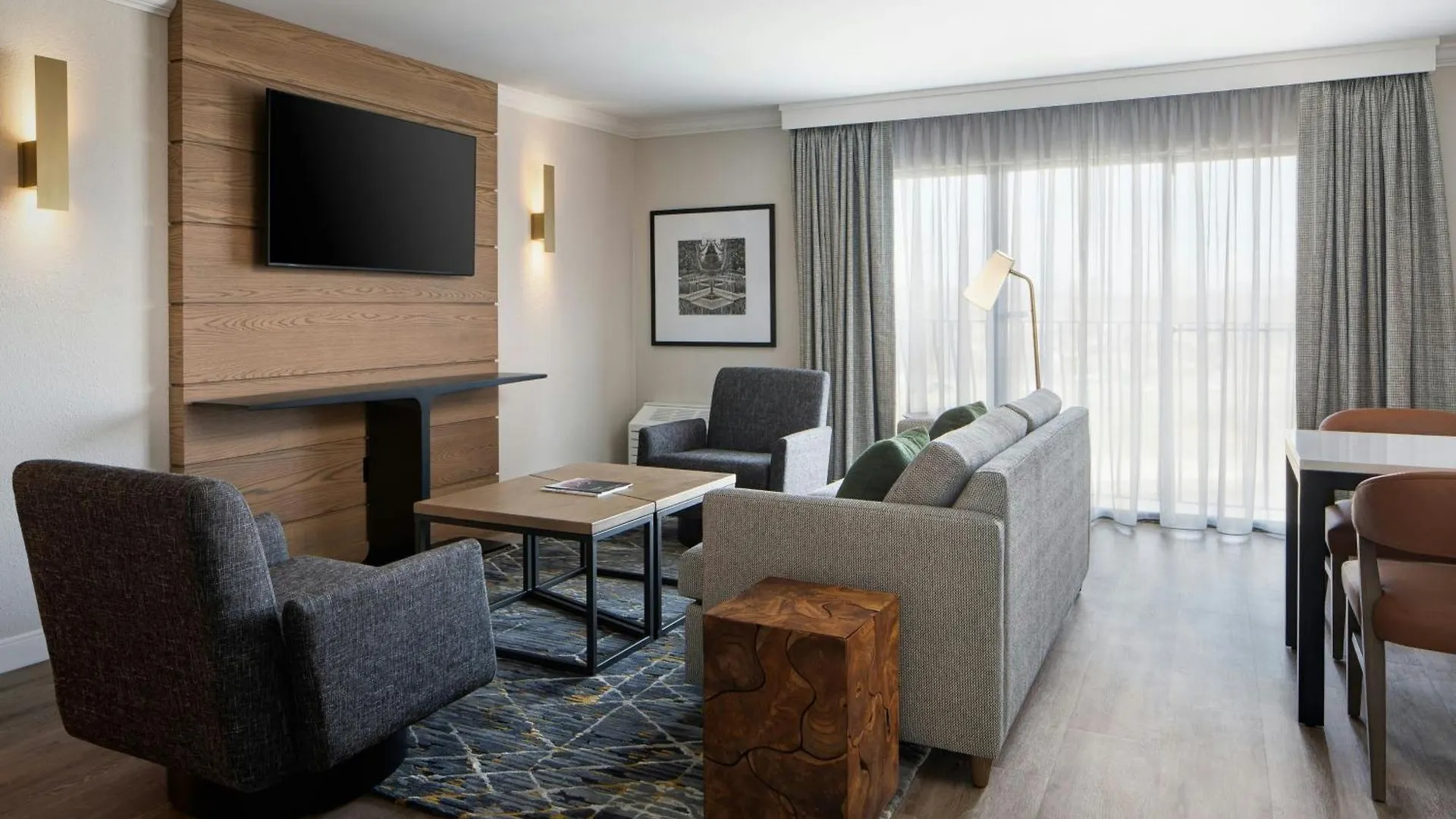 Hotel Sheraton Westport Lakeside Chalet Maryland Heights