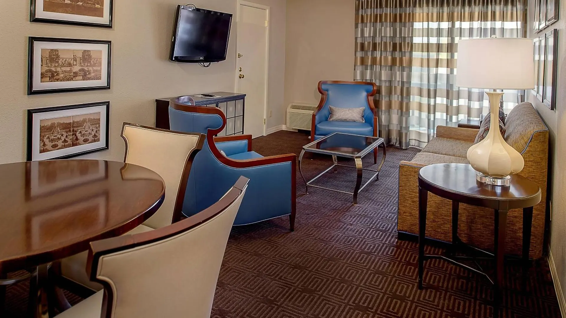 Sheraton Westport Lakeside Chalet Maryland Heights 3*,