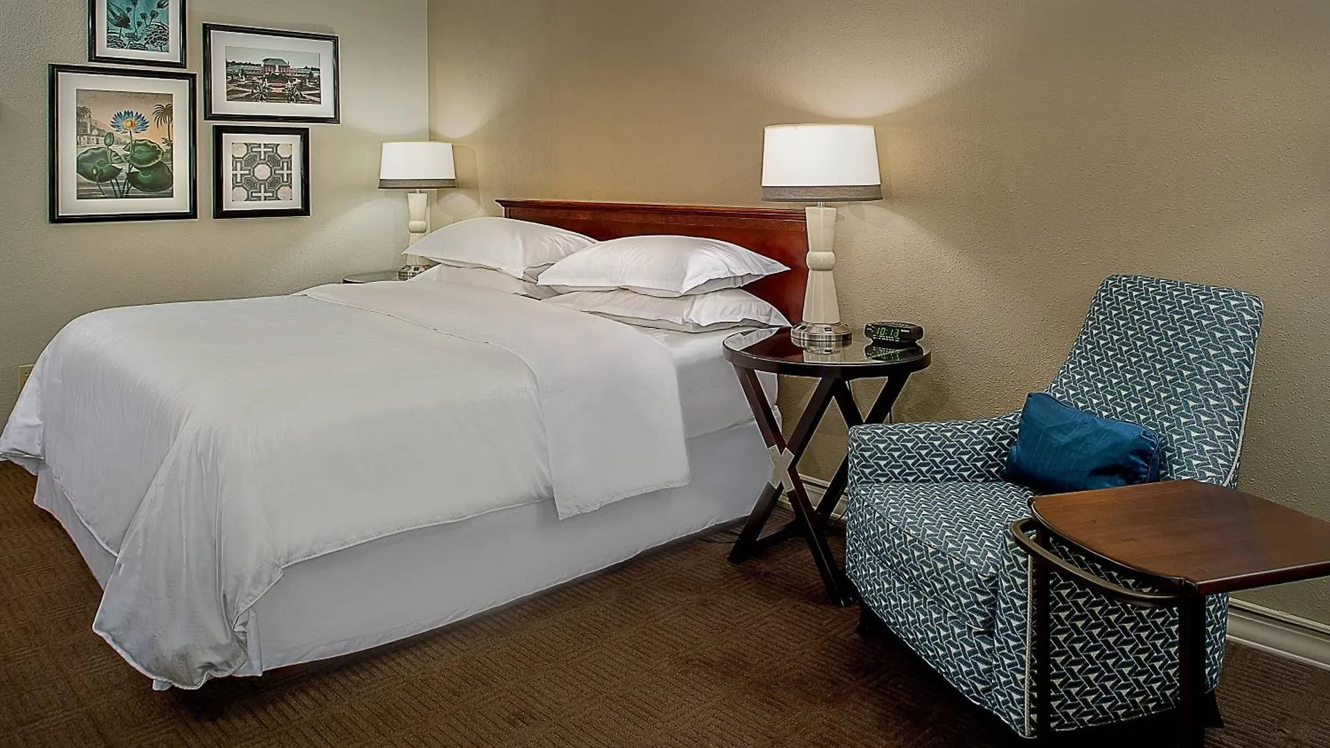 Hotel Sheraton Westport Lakeside Chalet Maryland Heights